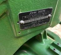 2015 John Deere 7210R Thumbnail 4