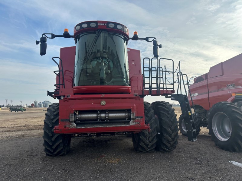 Photos of 2008 Case IH 8010 Combine For Sale Stock H05206