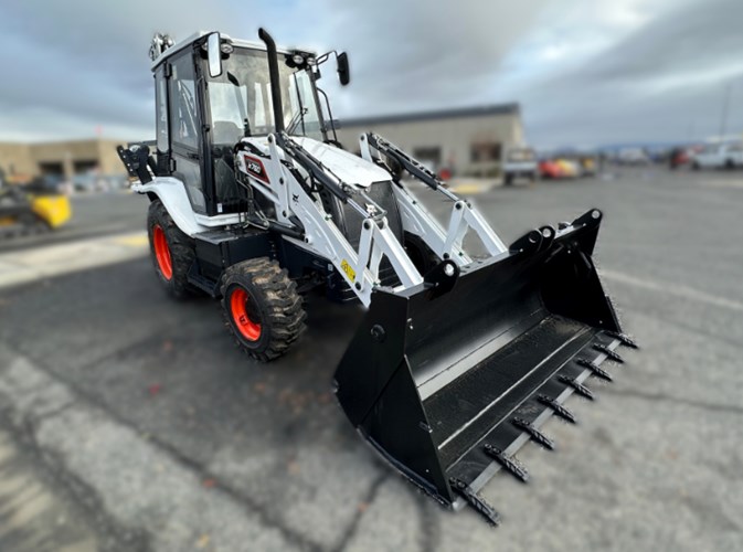 2024 Bobcat B760 CAB Backhoe For Sale 2024 Bobcat B760 CAB Backhoe For Sale