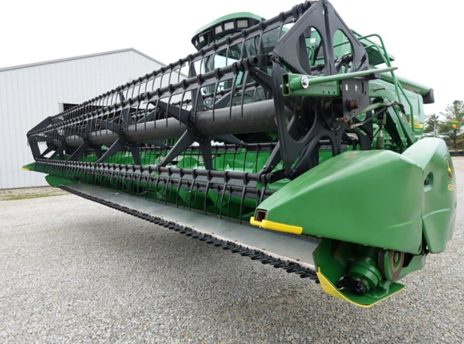 2011 John Deere 622F Cabezales plegables A La Venta 2011 John Deere 622F Cabezales plegables A La Venta