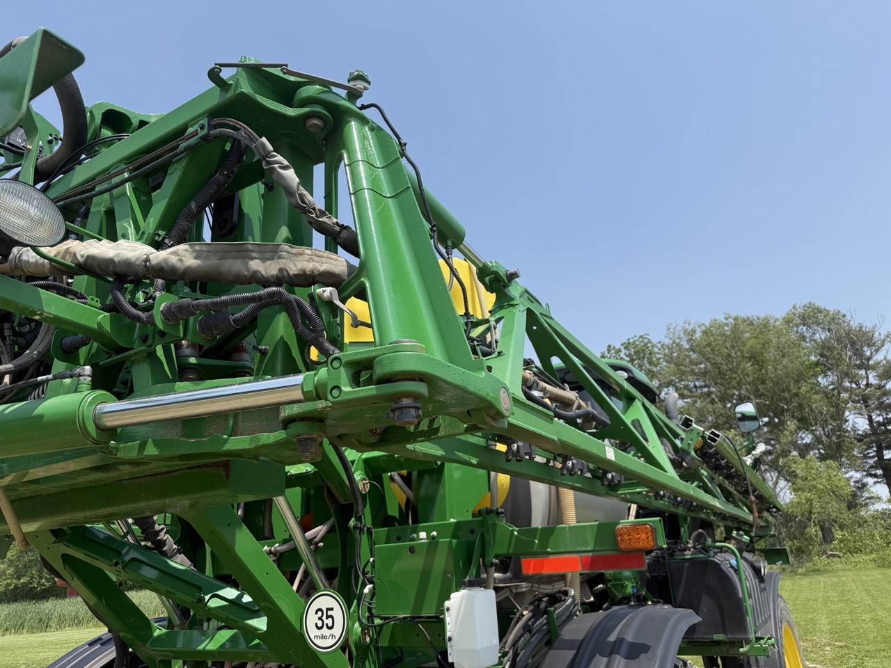2020 John Deere R4038 自推进式喷雾器待售Grand Meadow Minnesota