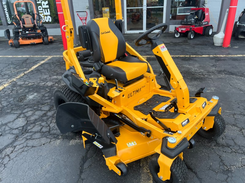 morethan60years、94ML60thEdition Cub Cadet Ultima 60 in. 24 HP Gas Zero-Turn Mower, Kohler V-Twin