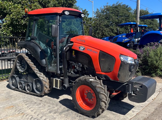 2025 Kubota M5N-091HDC12 CAB Tractor For Sale 2025 Kubota M5N-091HDC12 CAB Tractor For Sale