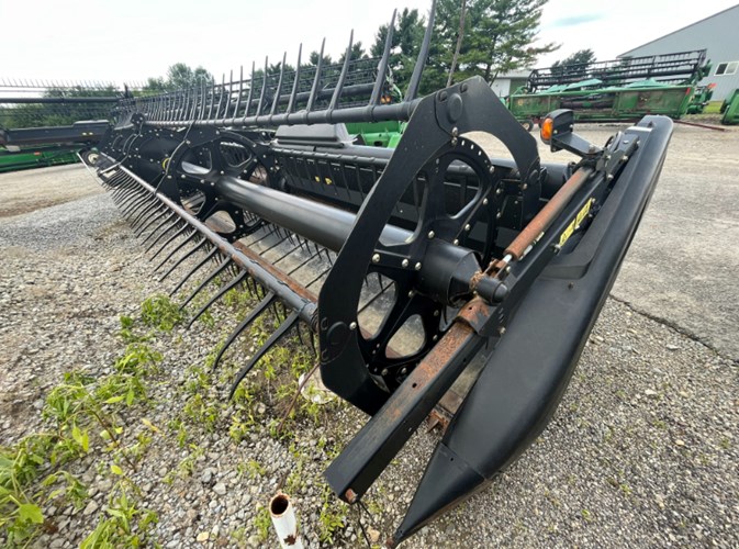 2014 MacDon FD75 Cosechadora con Draper flexible A La Venta 2014 MacDon FD75 Cosechadora con Draper flexible A La Venta