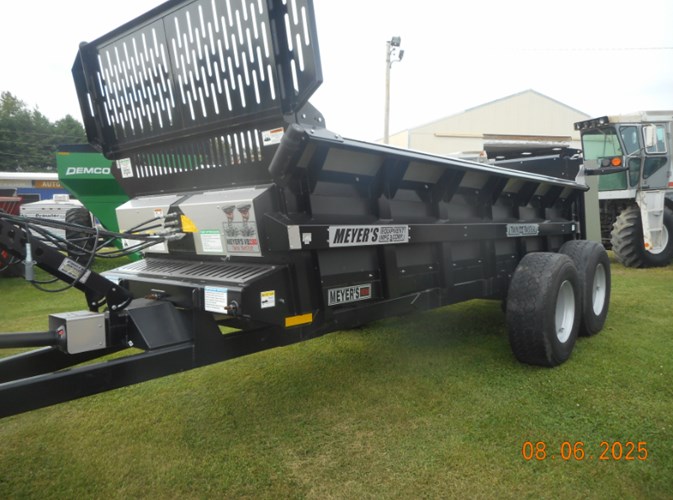 Meyer's Equipment Mfg VB280 Manure Spreader-Dry For Sale Meyer's Equipment Mfg VB280 Manure Spreader-Dry For Sale