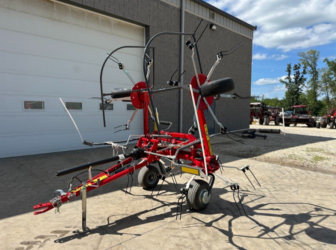 2023 Massey Ferguson TD524 Tedder For Sale 2023 Massey Ferguson TD524 Tedder For Sale