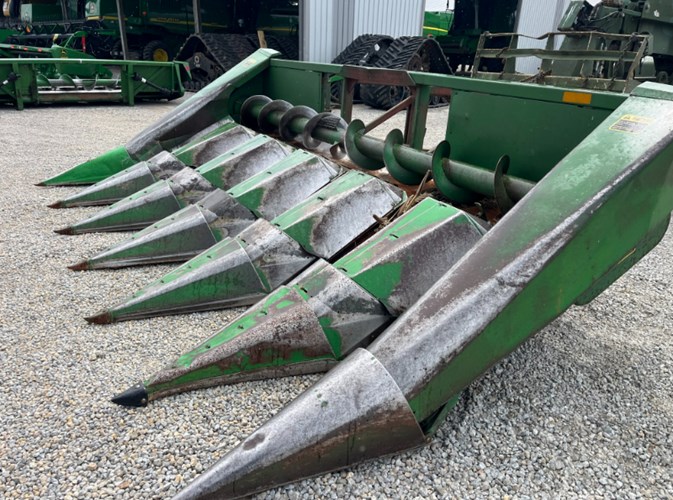 1980 John Deere 643 Cabezales para maíz A La Venta 1980 John Deere 643 Cabezales para maíz A La Venta