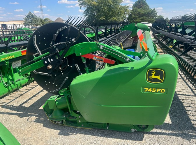 2021 John Deere 745FD Cosechadora con Draper flexible A La Venta 2021 John Deere 745FD Cosechadora con Draper flexible A La Venta