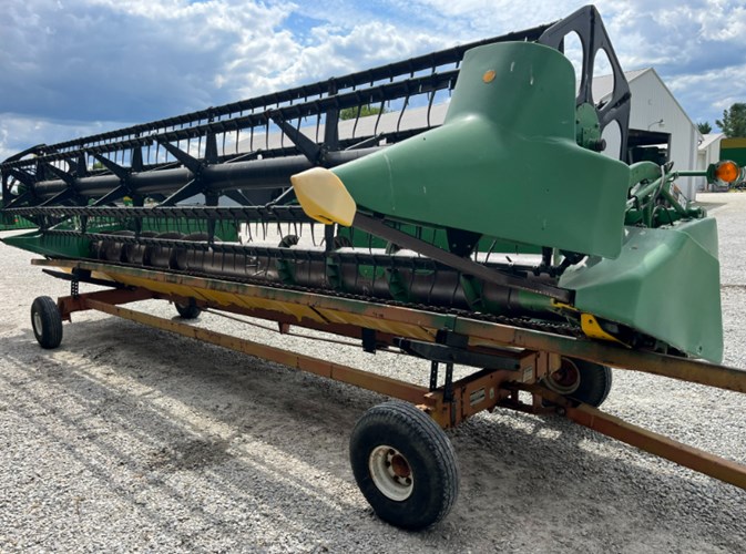 2002 John Deere 925F Cabezales plegables A La Venta 2002 John Deere 925F Cabezales plegables A La Venta