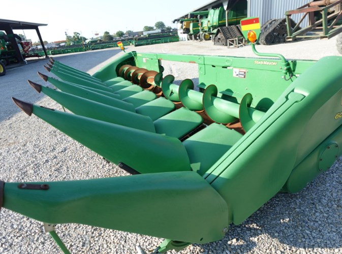 2013 John Deere 608C Cabezales para maíz A La Venta 2013 John Deere 608C Cabezales para maíz A La Venta