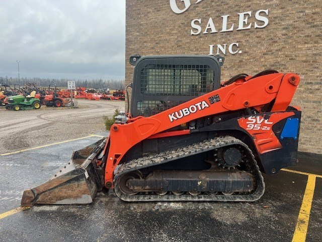 2016 Kubota SVL95-2SHF Compact Track Loader For Sale 2016 Kubota SVL95-2SHF Compact Track Loader For Sale