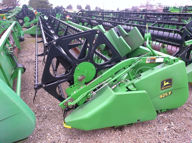 2001 John Deere 925F Cabezales plegables A La Venta 2001 John Deere 925F Cabezales plegables A La Venta