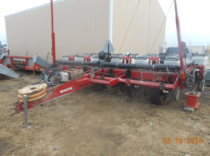 White 6106 Planter For Sale White 6106 Planter For Sale