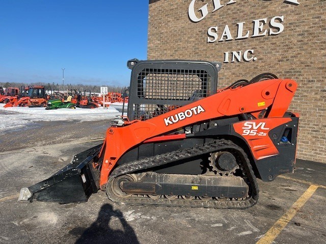 2018 Kubota SVL95-2SHF Compact Track Loader For Sale 2018 Kubota SVL95-2SHF Compact Track Loader For Sale