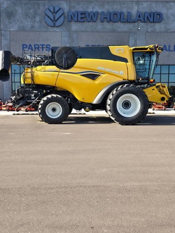2026 New Holland CR8.90 Combine For Sale 2026 New Holland CR8.90 Combine For Sale