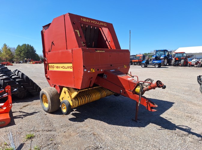 New Holland 650 Baler-Round For Sale New Holland 650 Baler-Round For Sale