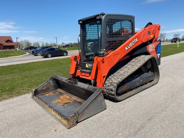 2019 Kubota SVL95-2SHFC Compact Track Loader For Sale 2019 Kubota SVL95-2SHFC Compact Track Loader For Sale