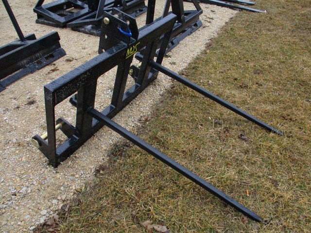 2024 MDS 5703 MDS 3-POINT DOUBLE TINE BALE STABBER -CAT.2-3 Bale Fork For Sale