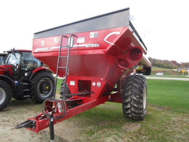 2023 Brent BRENT 678 GRAIN CART- 17 2023 Brent BRENT 678 GRAIN CART- 17