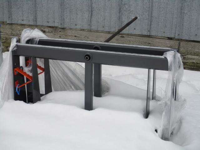 2025 Berlon BSCNR-2 Bale Spear For Sale 2025 Berlon BSCNR-2 Bale Spear For Sale
