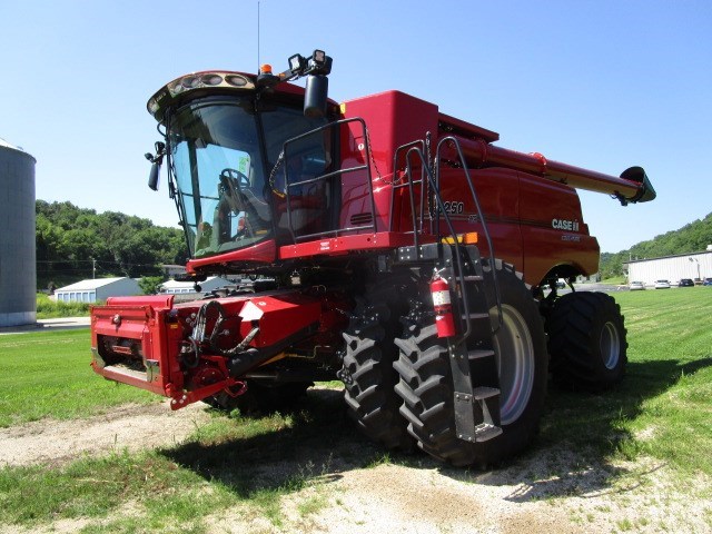 2023 Case IH 8250 Combine For Sale 2023 Case IH 8250 Combine For Sale