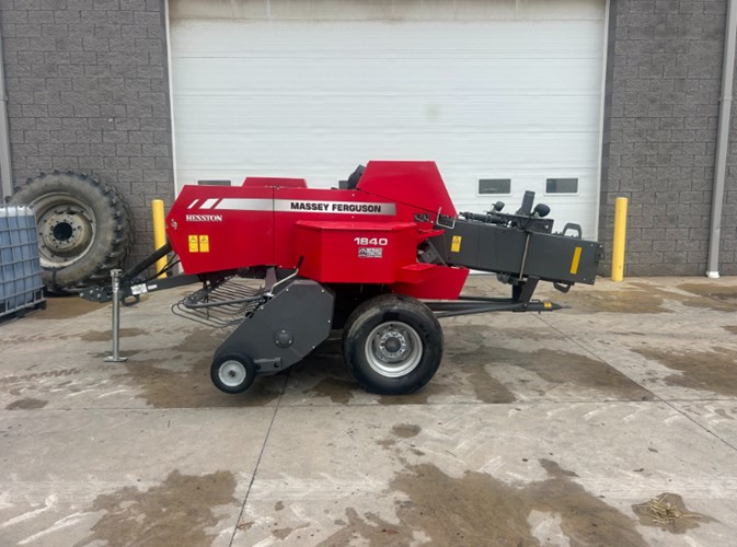2022 Massey Ferguson 1840 Baler-Square For Sale 2022 Massey Ferguson 1840 Baler-Square For Sale