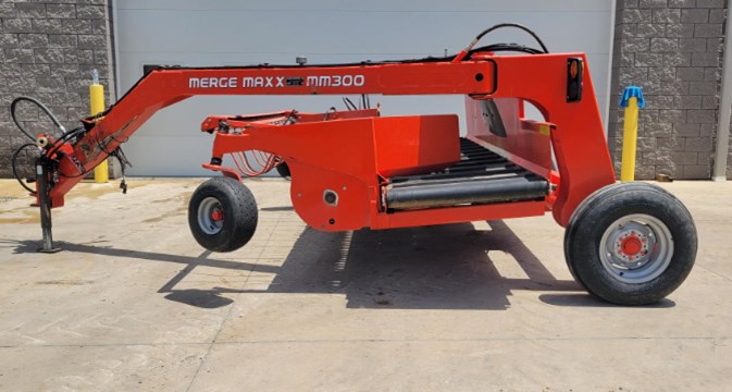 Kuhn MM300 Hay Merger For Sale Kuhn MM300 Hay Merger For Sale