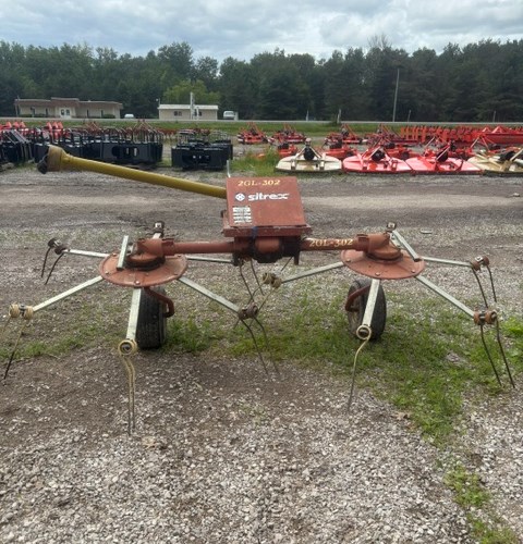 2008 Siltrex 2GL302 Tedder For Sale 2008 Siltrex 2GL302 Tedder For Sale