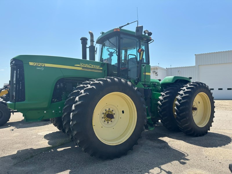 Tractor For Sale 2005 John Deere 9120 , 280 HP