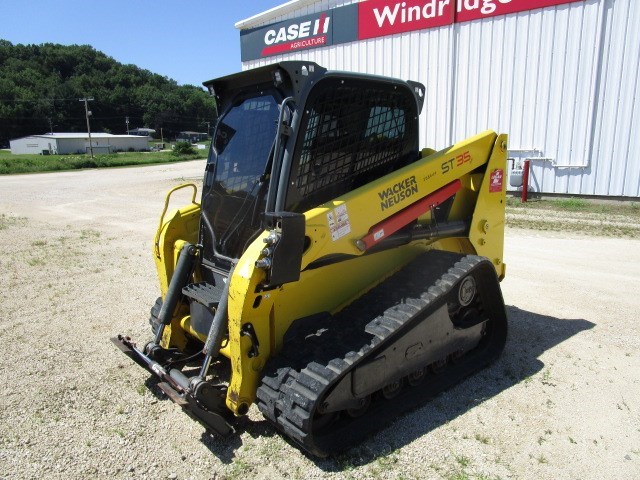 2023 Wacker ST35 Crawler Loader For Sale 2023 Wacker ST35 Crawler Loader For Sale
