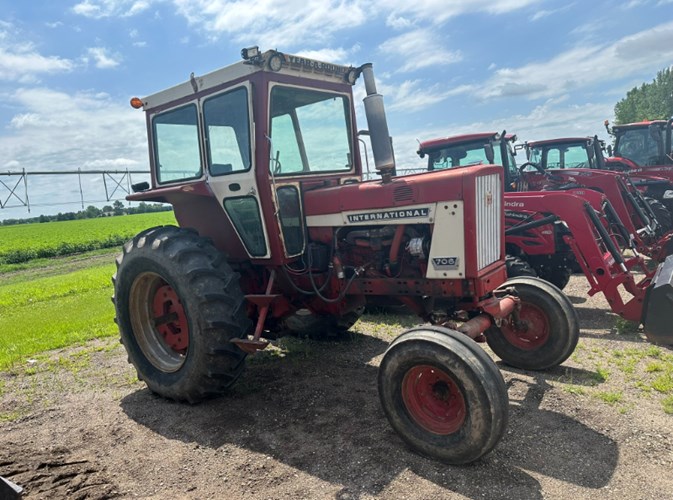1964 International 706 Tractor For Sale 1964 International 706 Tractor For Sale