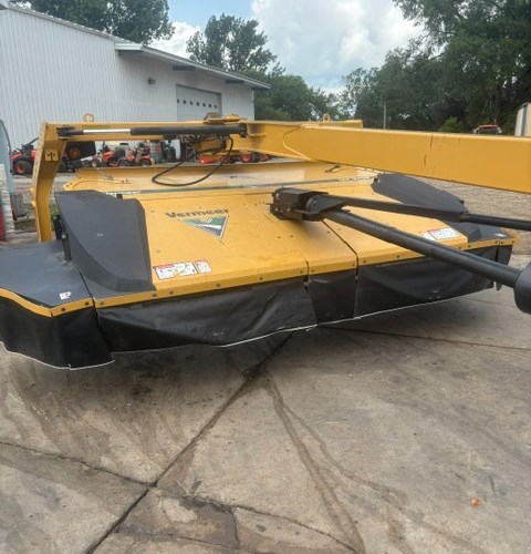 2001 Vermeer MC3700 Mower Conditioner For Sale 2001 Vermeer MC3700 Mower Conditioner For Sale