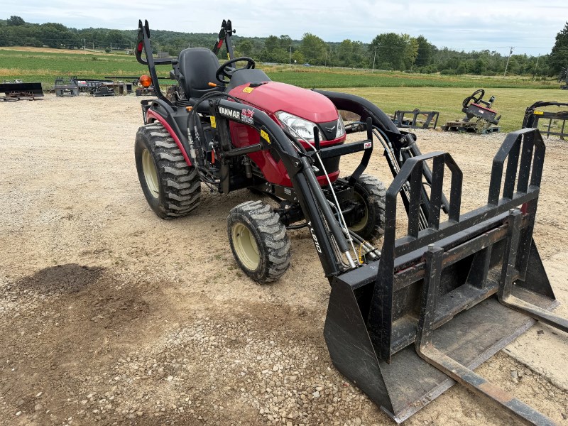 2022 Yanmar SA425BI-L