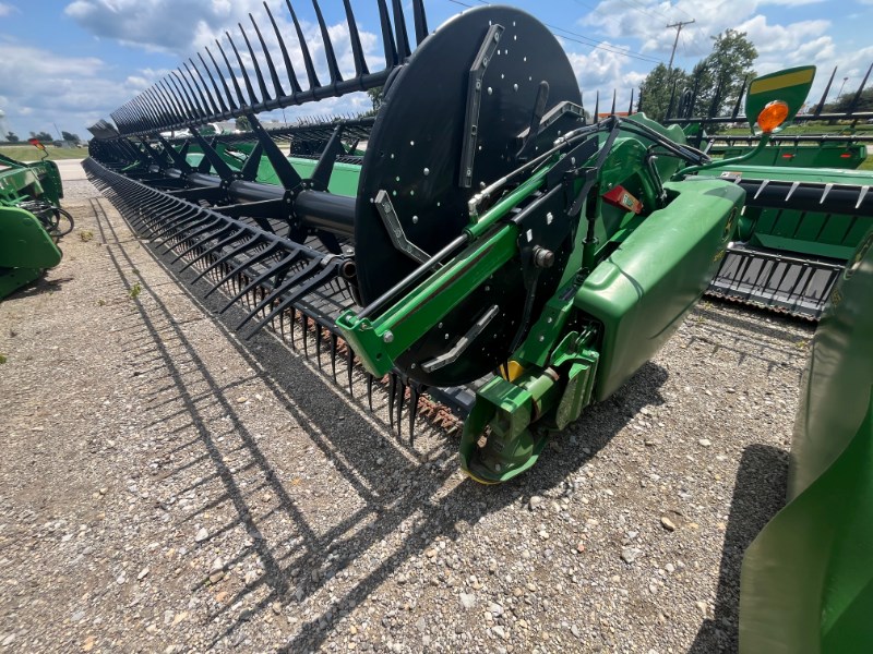 2020 John Deere 745FD Cosechadora con Draper flexible A La Venta
