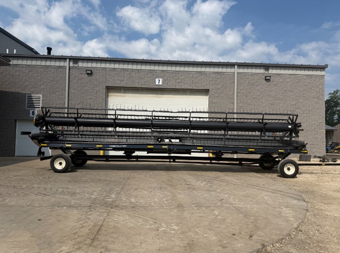 2013 Gleaner 9250-35 Header-Draper/Flex For Sale 2013 Gleaner 9250-35 Header-Draper/Flex For Sale