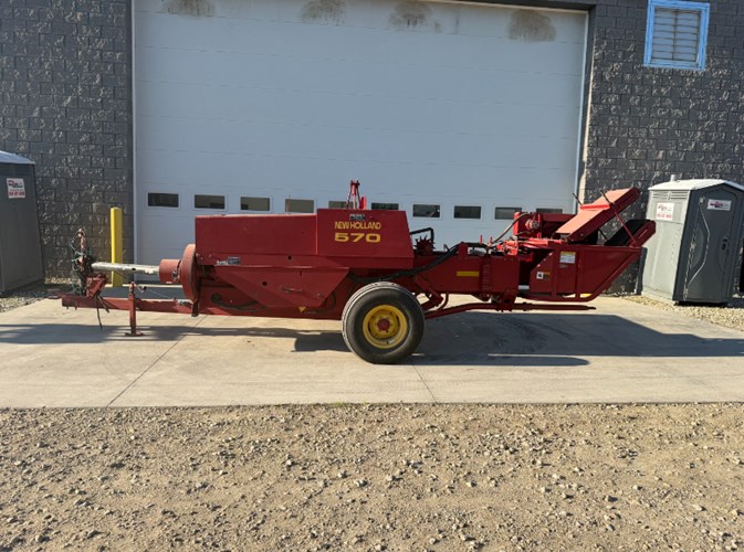 1999 New Holland 570 Baler-Square For Sale 1999 New Holland 570 Baler-Square For Sale