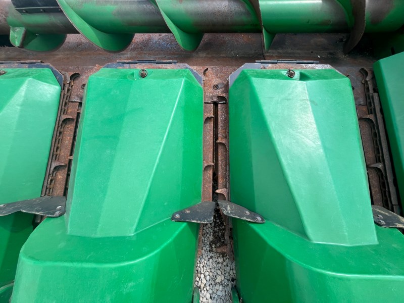 John Deere 643 Cabezales para maíz A La Venta
